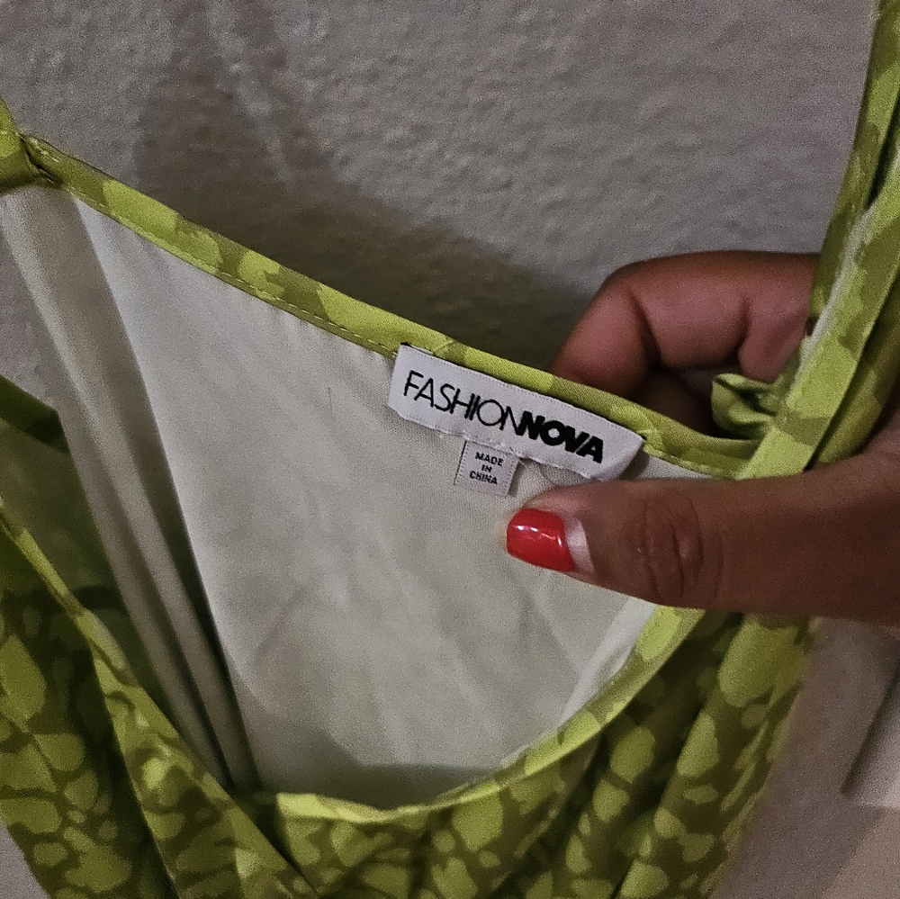 Fashion nova wrap dress